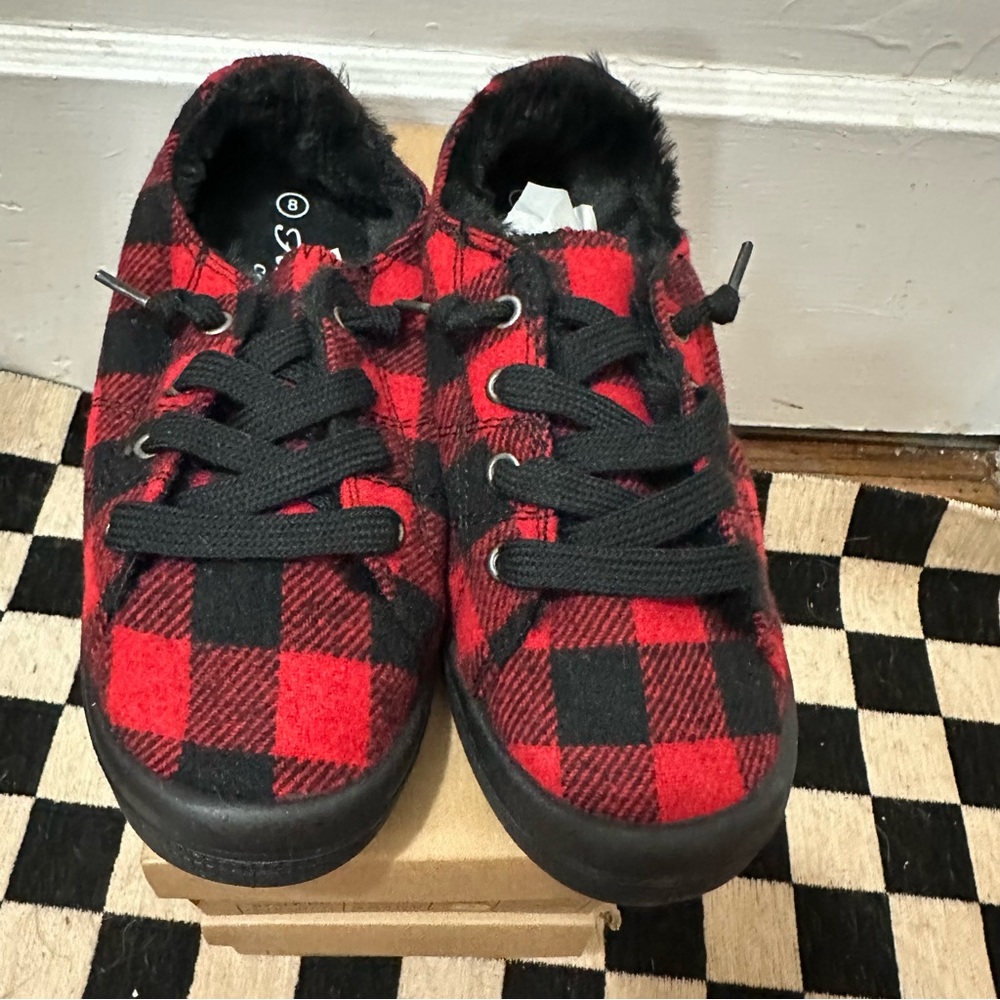 Forever Link Red and Black Plaid‎ Sneakers